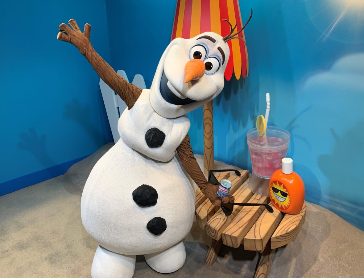 Meeting Olaf...in Summer with his Backup Flurry